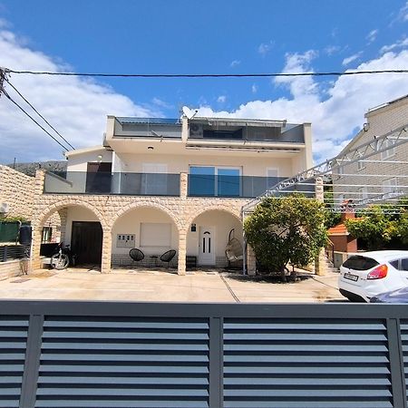 Apartments Villa Tanja Подстрана Экстерьер фото