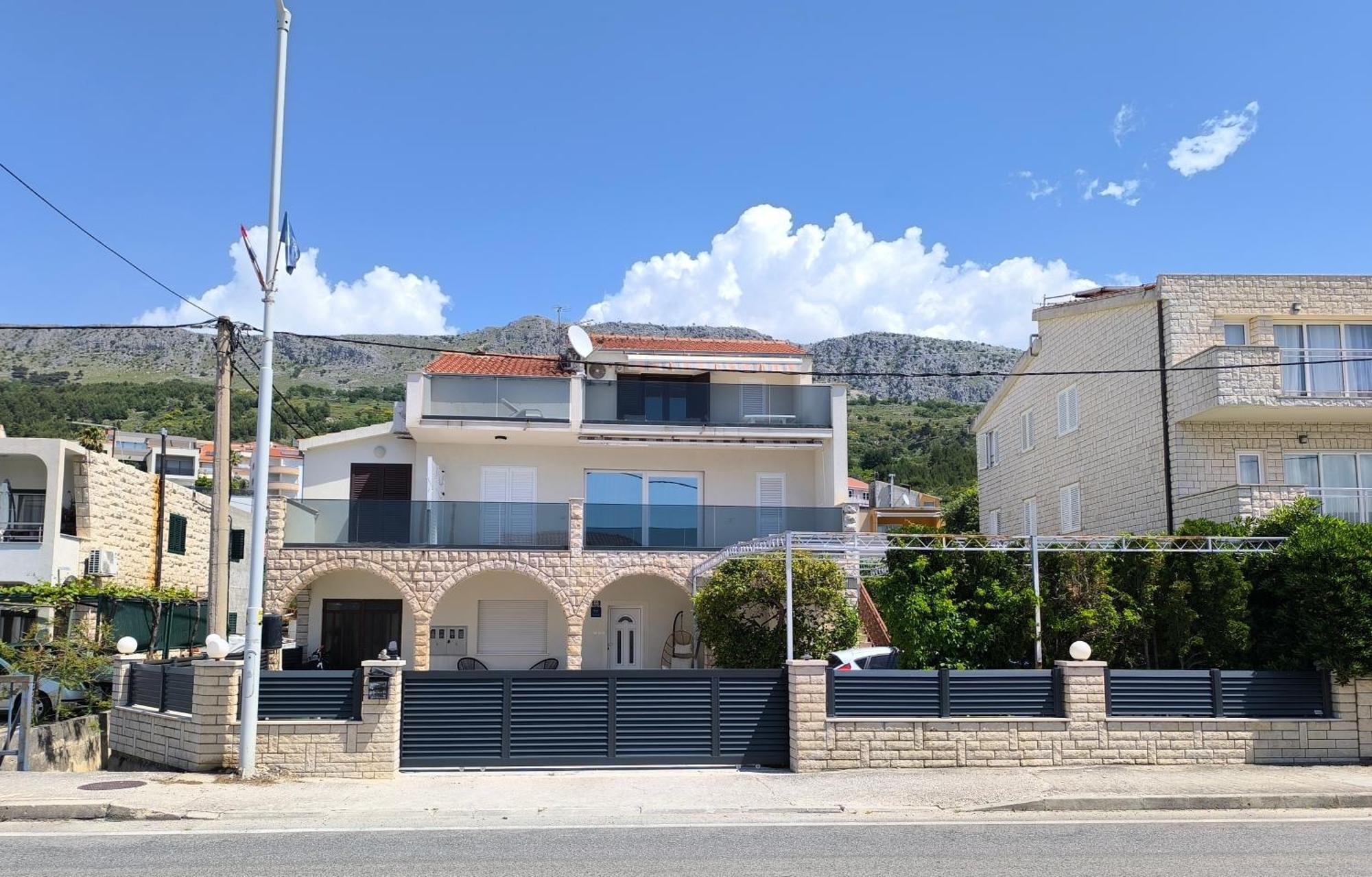 Apartments Villa Tanja Подстрана Экстерьер фото